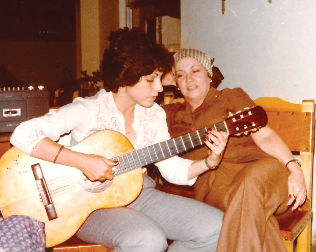 Gloria Estefan and her mother